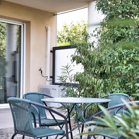 Lägenhet Pres Avignon Clim Parking Jardin Les Angles (Gard)
